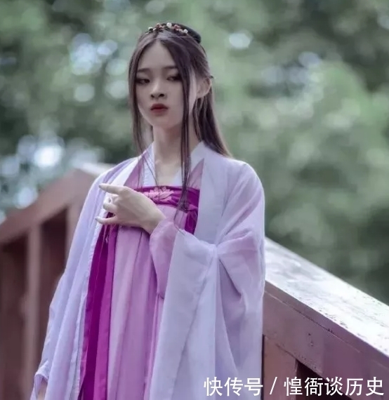 《魔道祖师》：江厌离同人汉服，柔婉淑美，这个人用鼻孔瞪我！