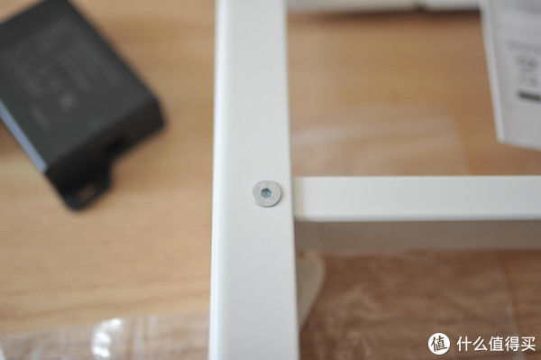 螺丝|家居改造：用电动升降桌打造我的居家办公小角落