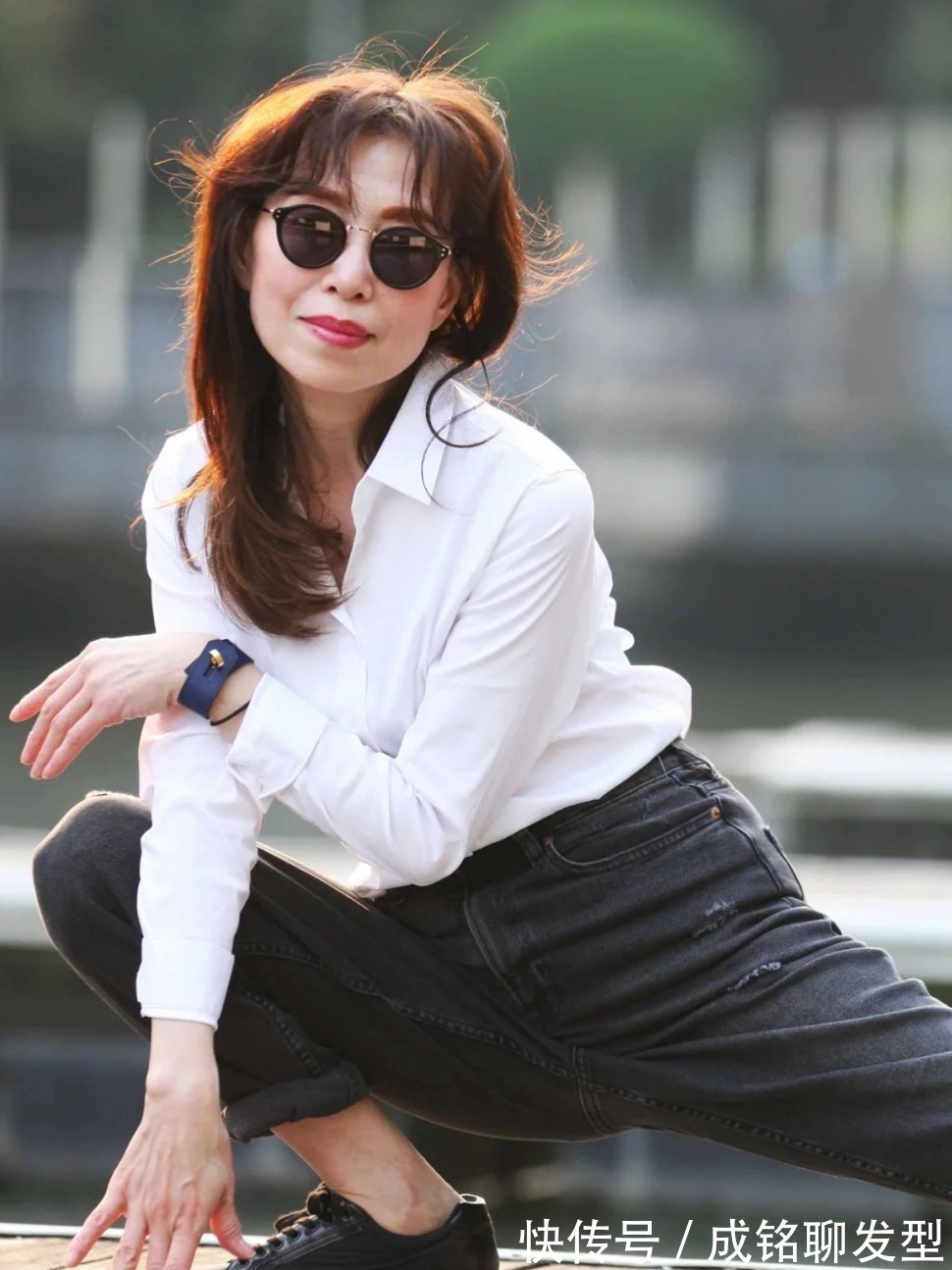 衬衫|五六十岁的女人怎么穿减龄?学会“三要三不要”,时尚优雅显年轻