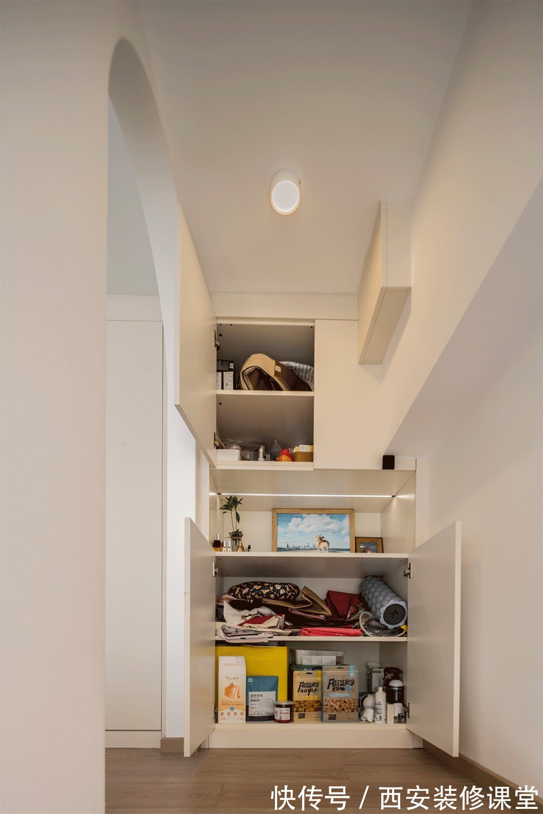 樓梯間|50㎡挑空公寓,做隔層一人住真美