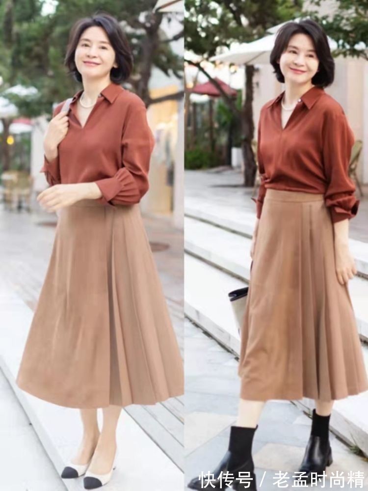 端庄|四十岁的女性穿搭时,没必要太过于繁琐
