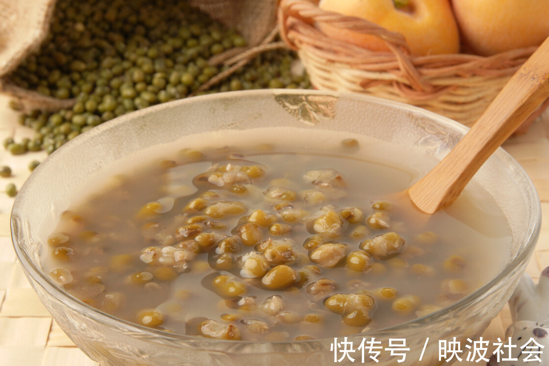 诀窍|煮绿豆汤时，直接下锅煮是错的，教你一个诀窍，5分钟绿豆煮开花