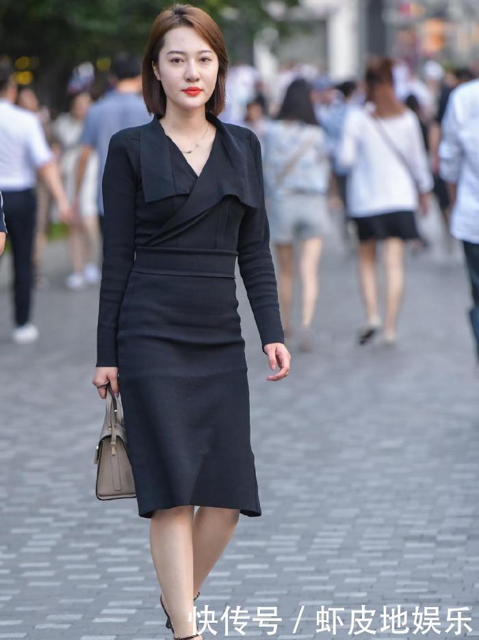 气质女孩|气质女孩的连衣裙穿搭示范,风格多又样典雅,值得参考