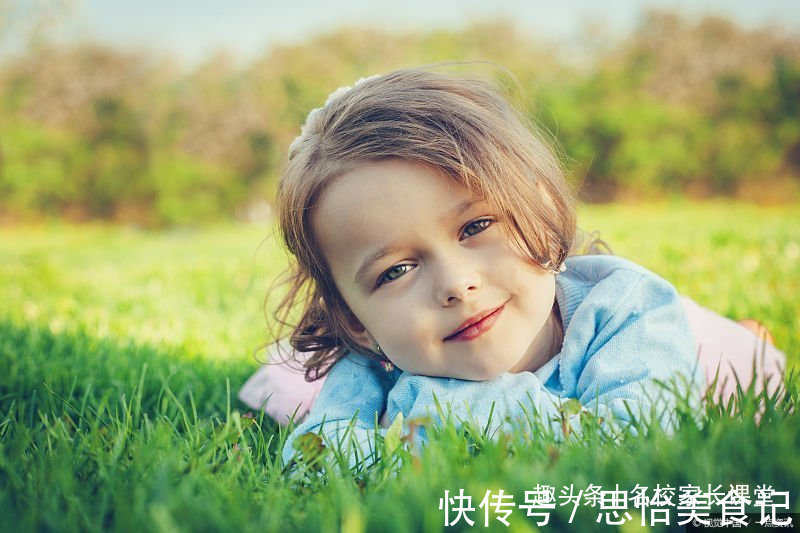 父母|孩子有3个坏习惯,父母必须要及时纠正,小心影响未来