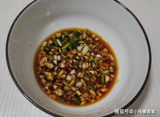 想吃|夏天这菜是个宝，几块钱拌一盘，吃一口就停不下来，吃了还想吃