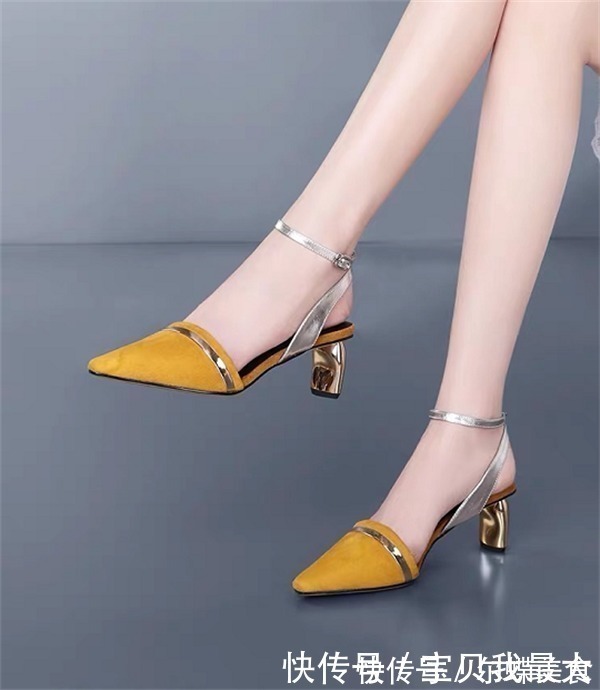 凉鞋 凉鞋怎么穿算时尚穿简约不简单的一字带凉鞋,精巧之处凸显女性魅力