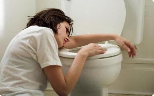 胎儿|俩孕妇,为何一个天天“吐”,一个却不“吐”,医生跟胎儿有关