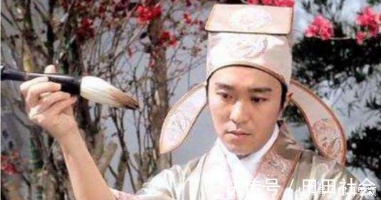 卫生间!男厕上联站立观瀑布女厕,求下联高手在评论区