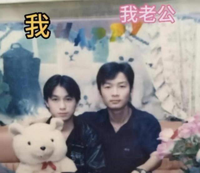 父母|“爸,你当时眼睛是不是有问题?”父母年轻像兄弟,孩子无法接受