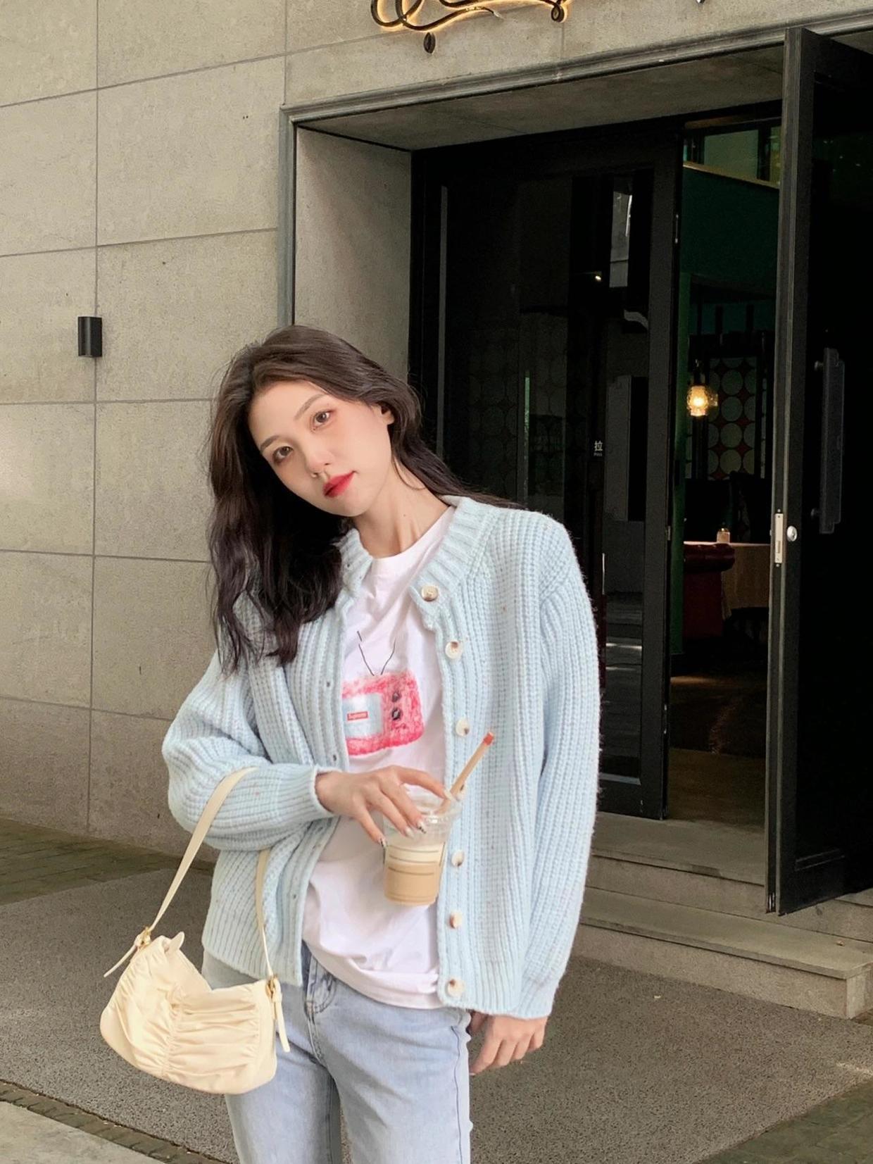 冬季 冬季穿搭没头绪?试试这些温柔甜美的开衫吧,保暖舒适又有气质感