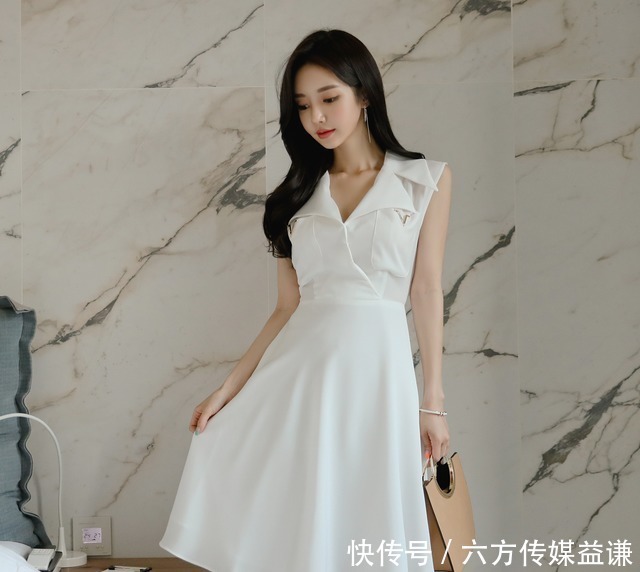 时尚|孙允珠时尚穿搭简约怀旧风清纯连衣裙,显得整个人时尚优雅