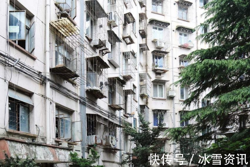 小区|房屋到“年限”就能拆?老破小新福音已出,符合“要求”即可