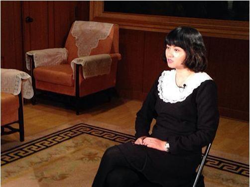 老夫妇!29年前感动全国的一张照片,主角苏明娟被大家帮助读书,现状如何