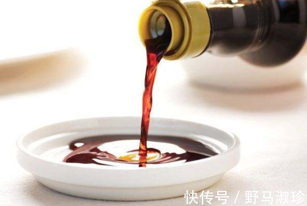 调料|炒菜时总是放这种东西当心一家三口患上肝癌!调料要慎用