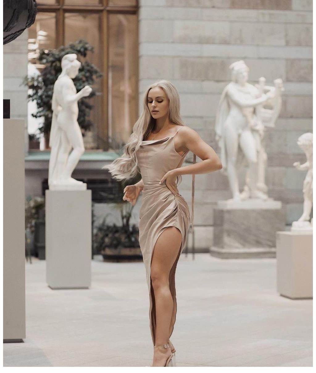 ：安娜小姐|环球美女：安娜小姐，她是健身教练也是时装模特