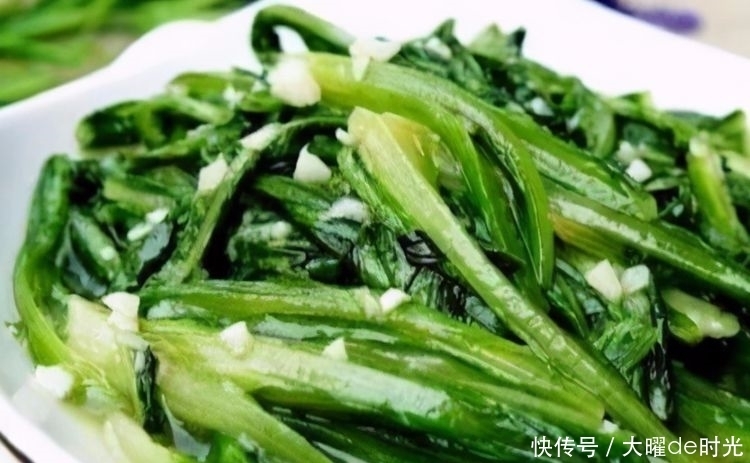 冬季不要錯過的養生菜,顏色翠綠蒜香四溢,補充維C提高免疫力