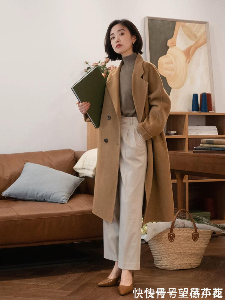 颜色 想要展现高级的女人,初冬选这5个颜色的大衣,不老气、不扮嫩