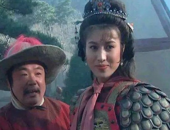 效应|梁山好汉害扈三娘家破人亡,为何她还加入,是斯德哥尔摩效应么?