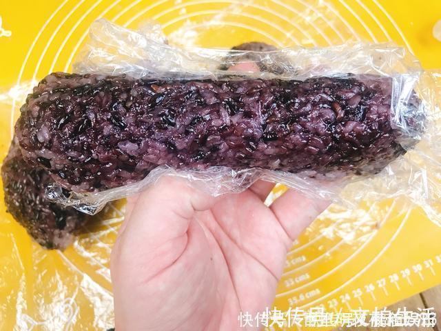糯米简单蒸一蒸，卷一卷，比寿司还好吃，营养丰富口感好