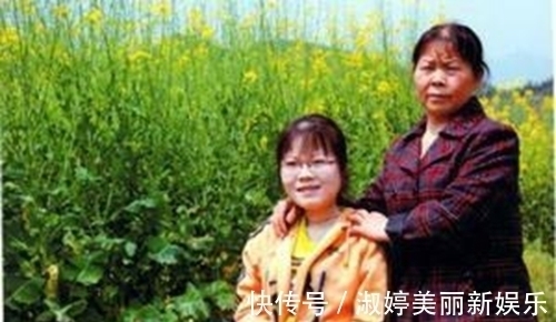 绘画@渐冻症女孩苦练绘画30年,仕女图成她唯一骄傲,专家却说没有灵魂