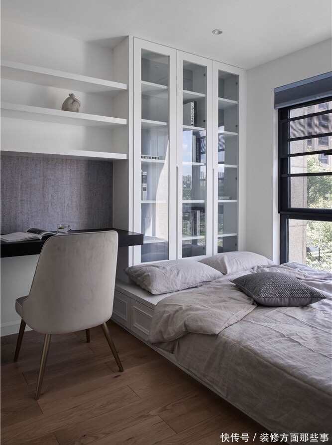 慵懒度|180平现代风四居,将小阳台都扩展到客餐厅中有280㎡的既视感