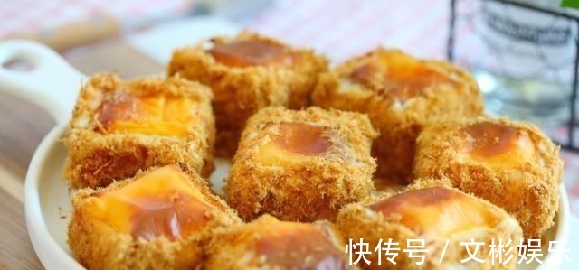 肉松小贝新做法,十分钟搞定,咬上一口,那叫一个香,完全没难度