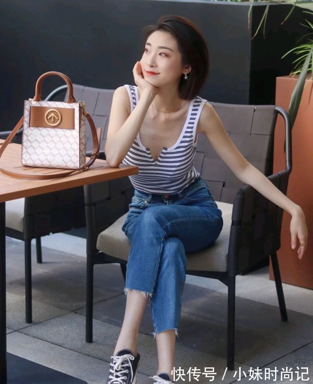 简约|想穿出高级感很简单,简约温柔的穿搭就很好驾驭,精致又有女人味