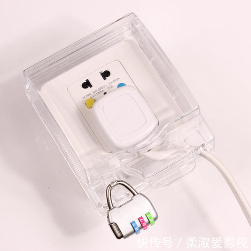 插座|厨房万万不要装墙上插座了，装这种更美观实用，真是太机智了