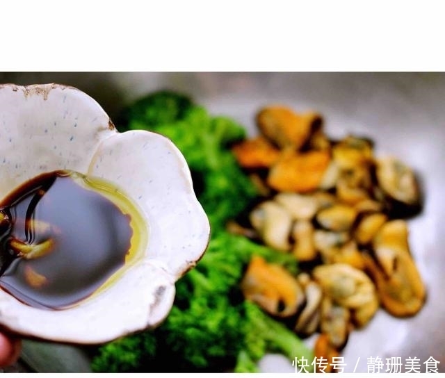 补充蛋白质|女神的“冻龄秘诀”,1周吃3次,养出平滑“牛奶肌”,越吃越年轻