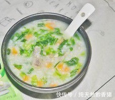 腊肉条|“腊肉杂蔬粥”三步快捷方法，让你的胃暖起来