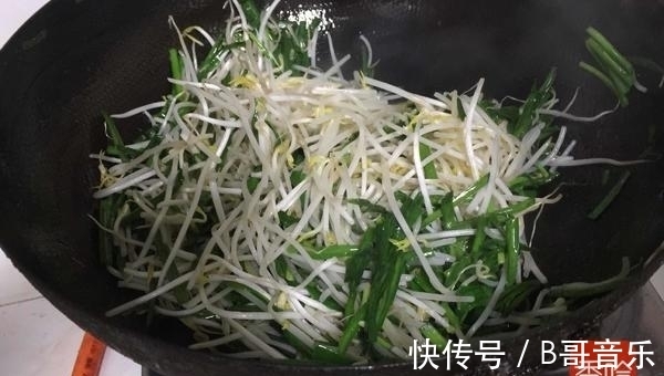 常吃|女人40岁后,要常吃它,淡化雀斑,护肤清脂,越吃越年轻