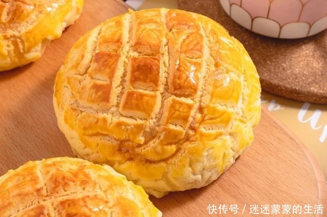 减肥路上的大敌,好吃到炸裂的金黄色面包,每一口都是满满的幸福