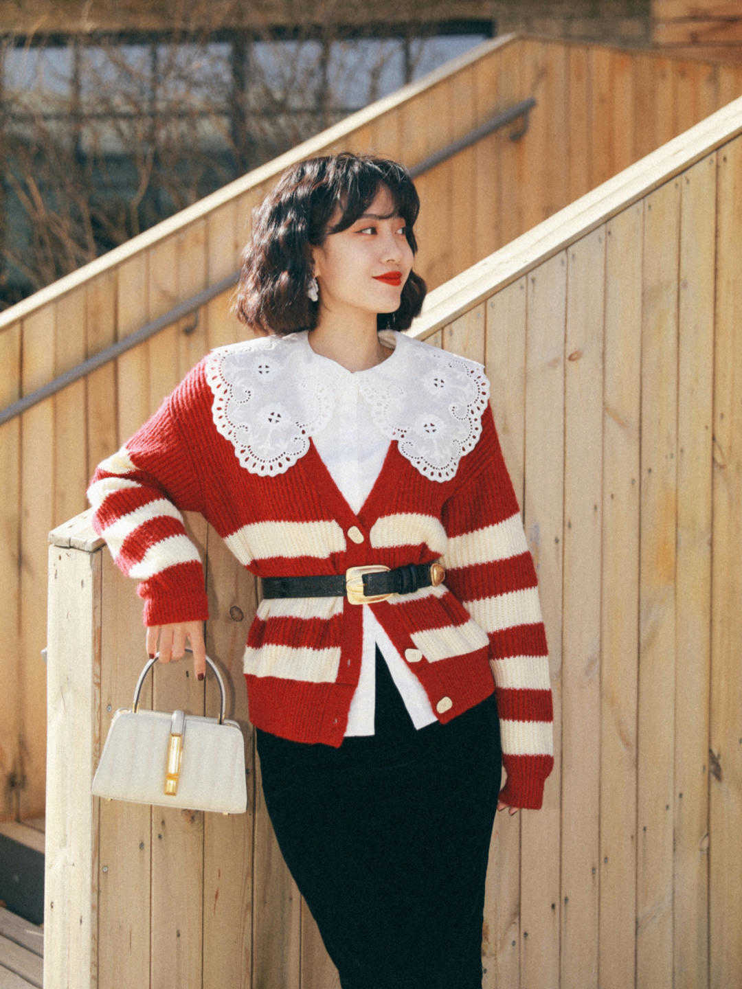 衬衫儿 谁能拒绝娃娃领衣服的魅力呐?用它做内衬,就是赢在起跑线上了