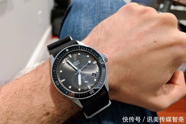 手表|藏不住的尊贵，宝珀新五十噚潜水表，当之无愧的天地良心珀