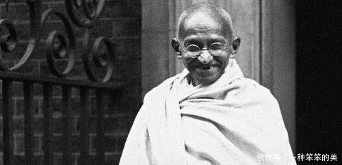 火化|他的遗体火化时，上百万人送葬，多名女子跳进大火中殉葬！