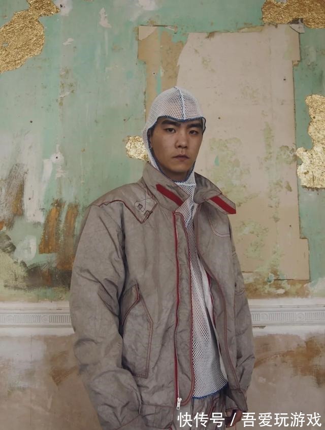 asic 用废弃安全气囊做鞋,都能炒到 2 万元!