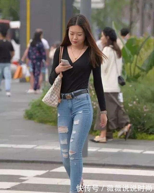 装扮 轻盈飘逸的瑜伽裤装扮展现绝佳的气质,唯美清新感十足,精致美丽!