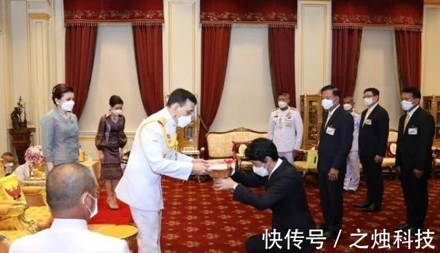 泰王$诗妮娜贵妃不会打扮,辜负太后黑珍珠耳环,传世珍宝秒变地摊货!