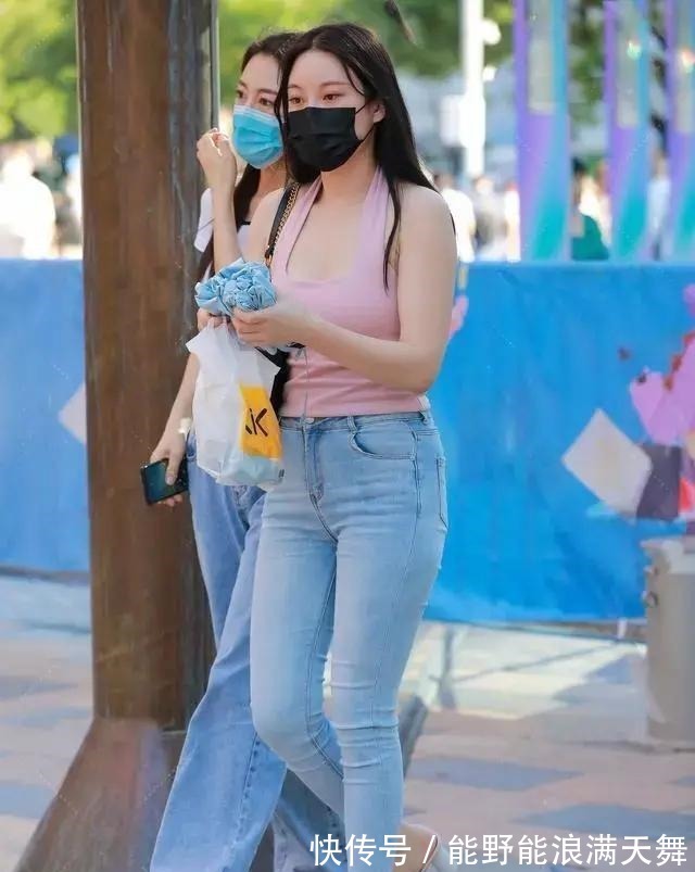 包臀 束腰包臀的打底裤,让造型远离俗套感,穿出气质!