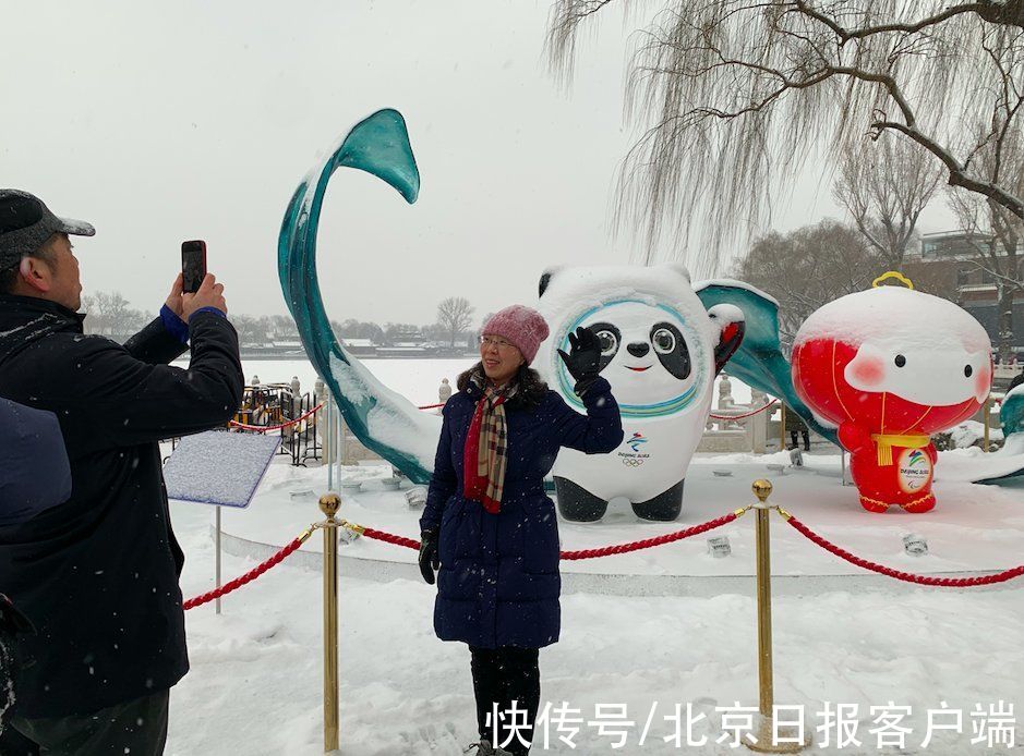 雪容融|踏雪寻墩，这些街头景观小品有“冰墩墩”