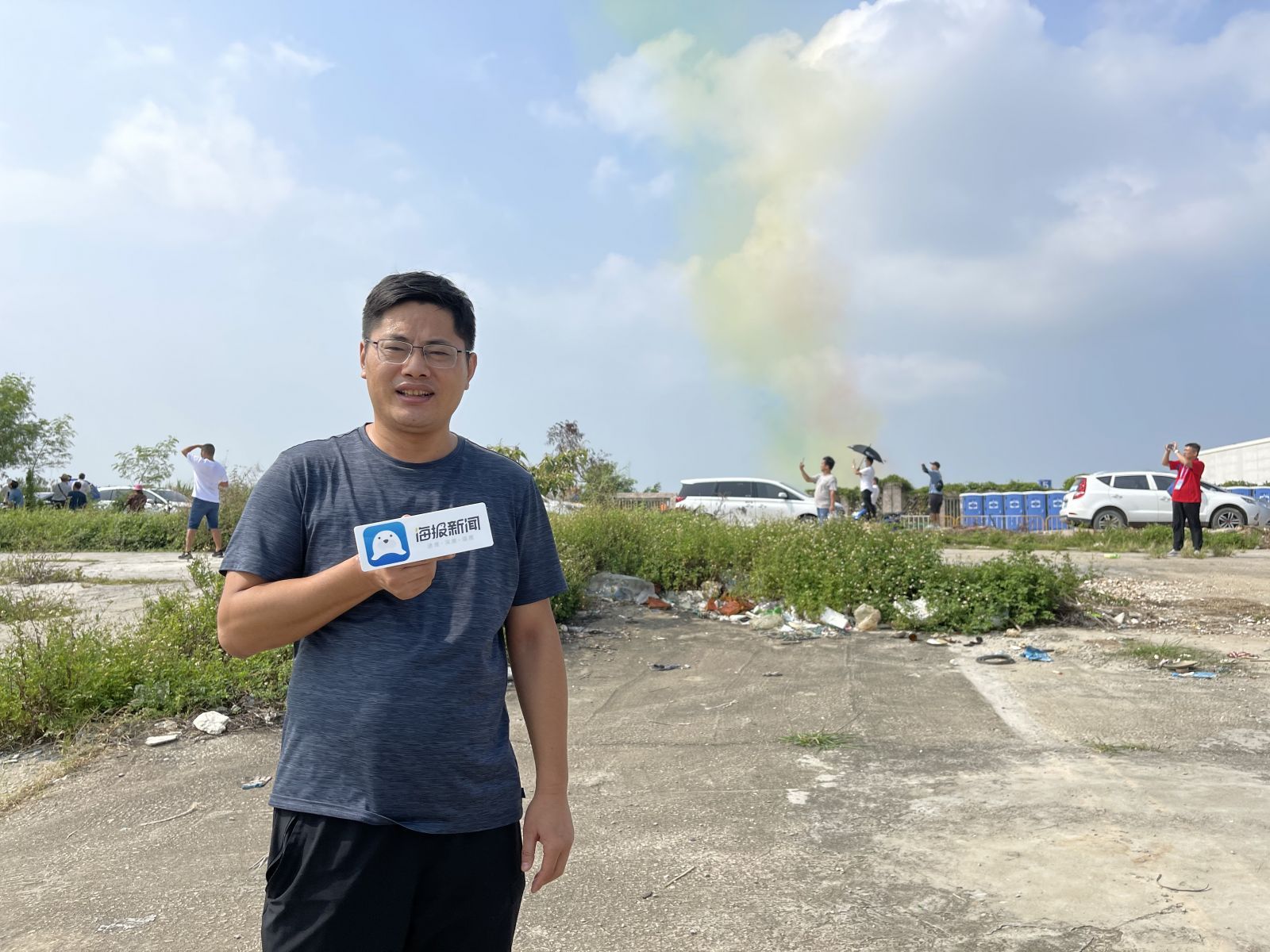主航道！海报新闻现场直击珠海航展：“终于拍到了，没有遗憾了！”