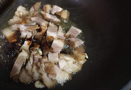 白菜腌肉面,简单的做法,完美的营养组合