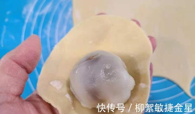 炼乳|用千层饼皮做酥皮月饼这个可以!奶黄芝士芋泥等3种口味任你选!