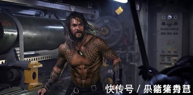 全球最帅面孔海王夺冠，蔡徐坤首入围获第27，他的排名华人第一