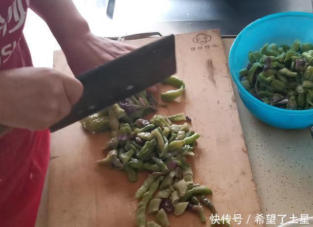 有名|童年记忆中,这是北方民间有名的美食,去了饭店却吃不上,没卖的