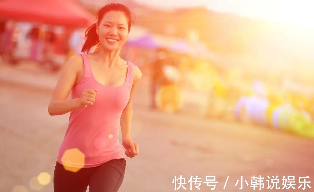 小动作|一个小动作，坚持不到6秒，说明早衰了，若能超过10秒，易长寿