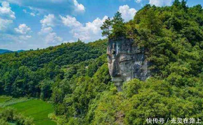 地貌|中国“最奇趣”佛像，长在山里只露出一个头，被当地误认是山神