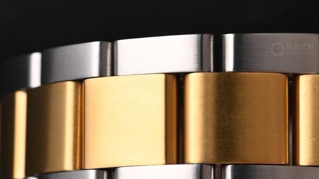 防水|专业运动融合时尚潮流 品鉴雪铁纳动能系列潜水表