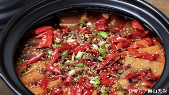 色泽诱人的家庭版毛血旺,麻辣鲜香超诱人,看的人直流口水