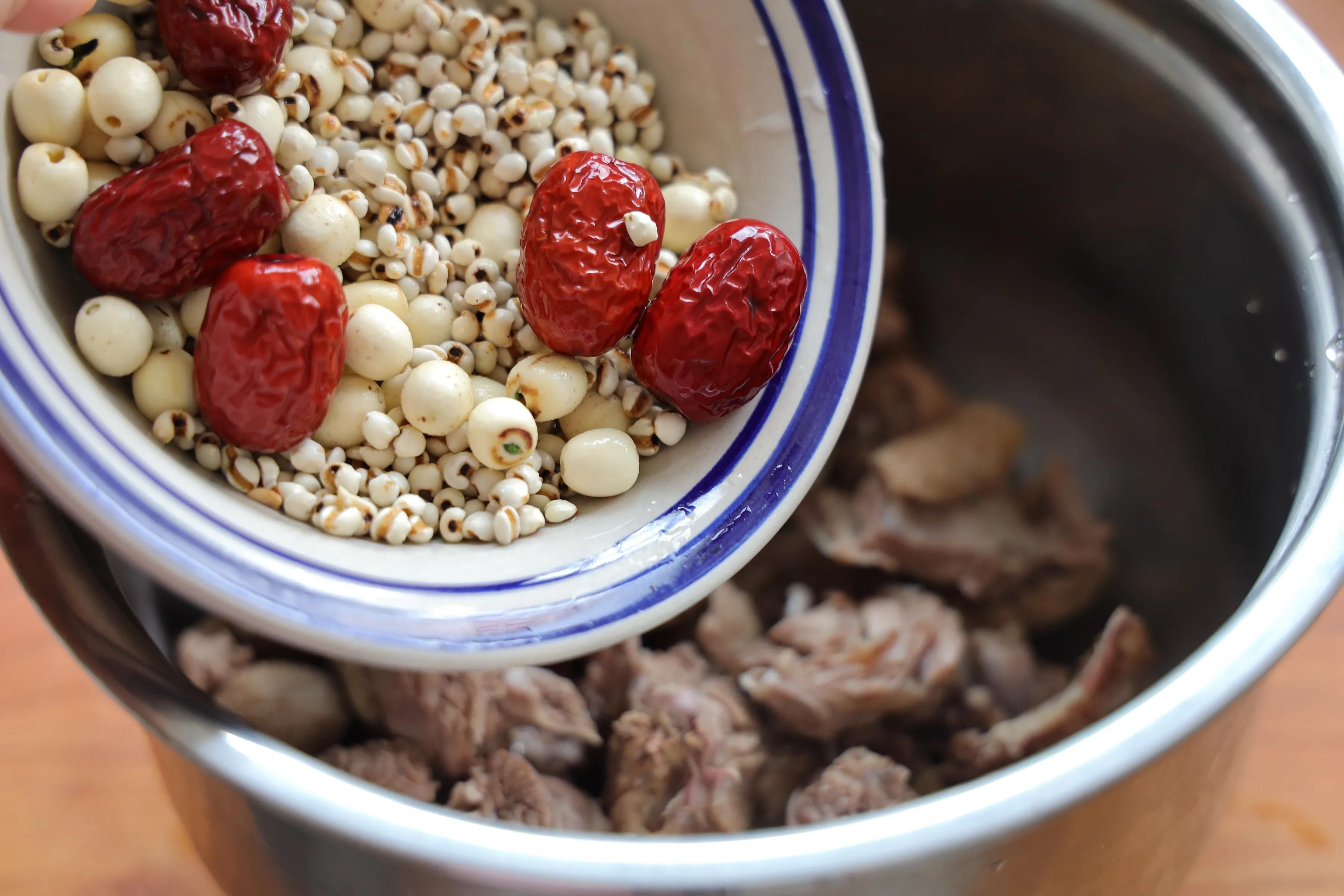 莲子|对付秋老虎,这汤一定要喝,清热祛湿,好喝更营养,味道太赞了